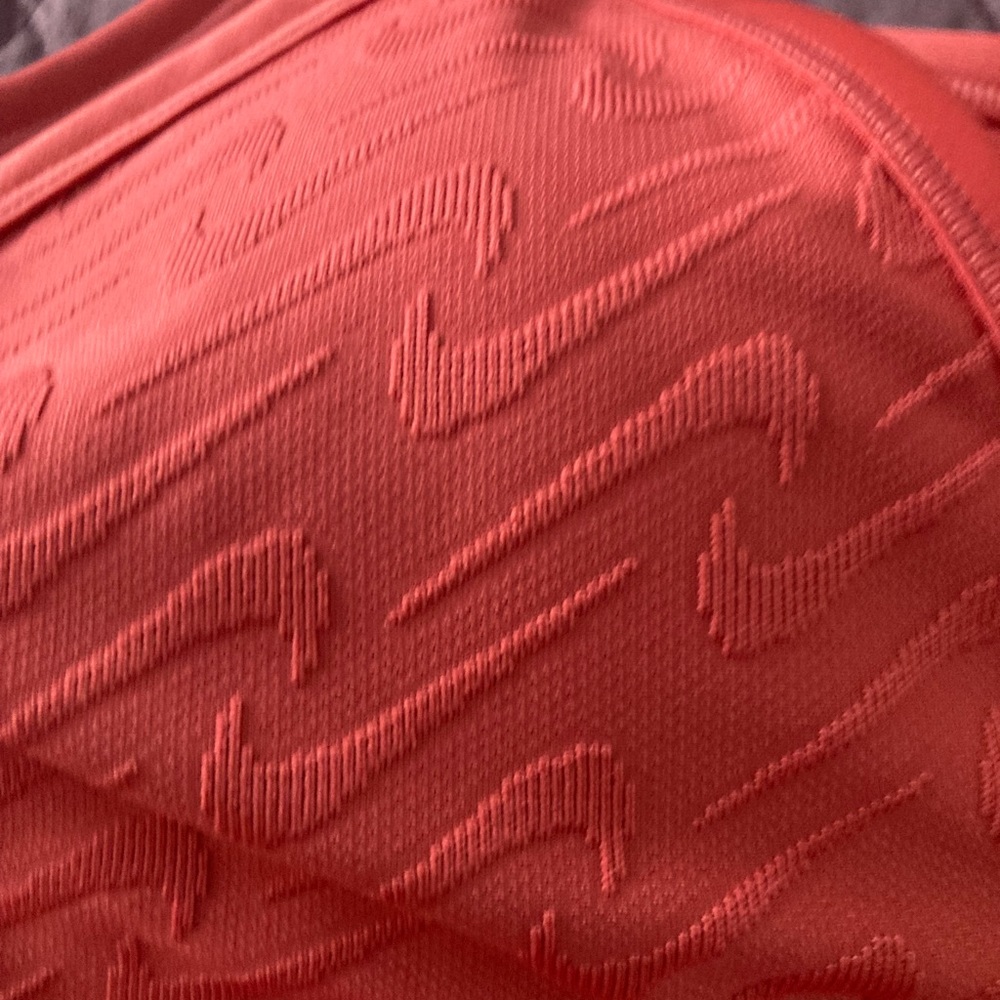 Nike sports bra - Picture 3 of 9